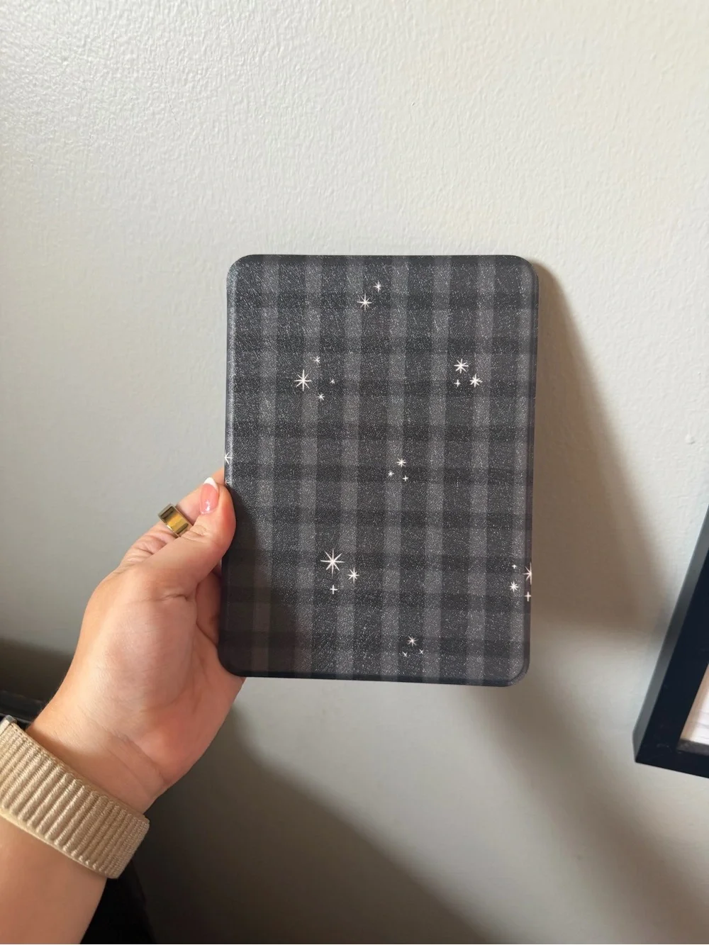 Page the Shop Kindle Case